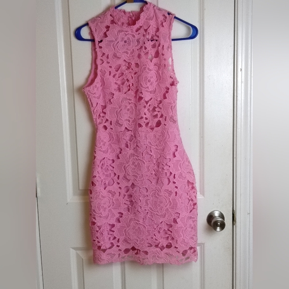 TOBI DRESS - Picture 2 of 8